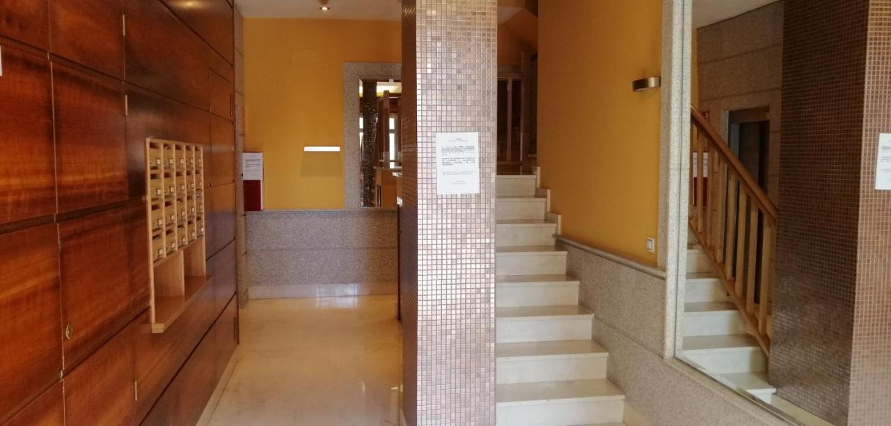 Apartamento Centro De Sanxenxo Con Garaje מראה חיצוני תמונה