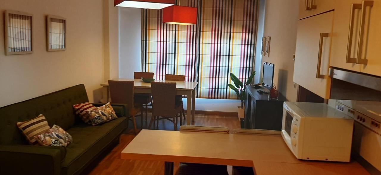 Apartamento Centro De Sanxenxo Con Garaje מראה חיצוני תמונה